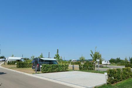 Stellplatz der Panorama-Therme Beuren - Barrierearm