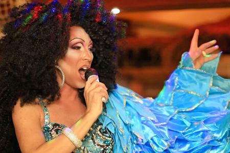 Wohnmobil-Oase am Schwarzrindersee - Travestie-Show