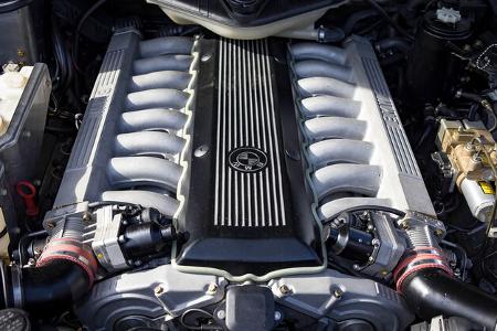 BMW E38 760iL V16 Goldfisch Prototyp (1990) Motor