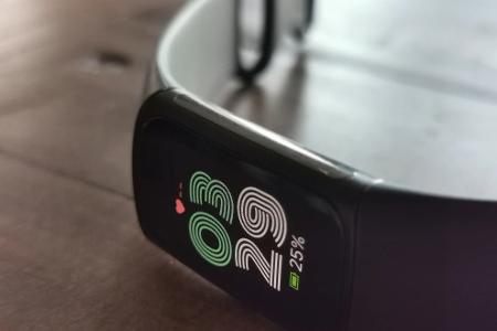 Fitbit Charge 6