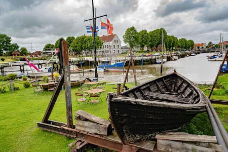 Schleswig-Holstein x