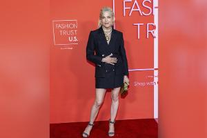 Schöne Überraschung! Selma Blair ohne Gehstock auf dem roten Teppich