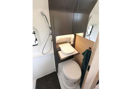Hobby Maxia Van 680 - Bad