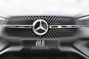 Mercedes ruft weltweit 341.000 Fahrzeuge zurück