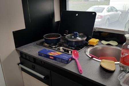 Chausson 640, Küche