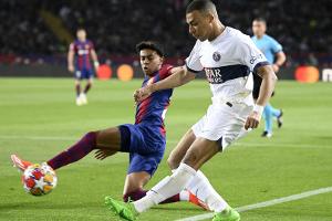 PSG nach Sieg in Barcelona im Halbfinale