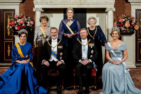 Bei Staatsbankett: Kronprinzessin Catharina-Amalia thront über allen Bei Staatsbankett: Kronprinzessin Catharina-Amalia thront über allen