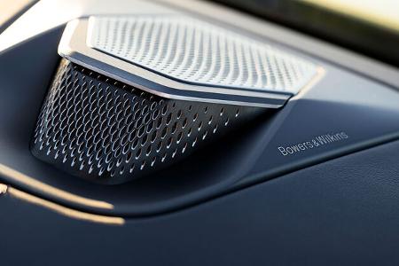 Aston Martin Vantage V8
