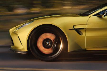 Aston Martin Vantage V8