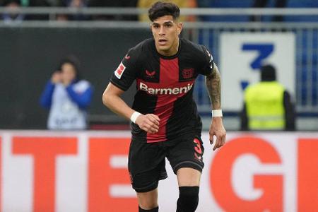 Piero Hincapié - Note: 3,0 - Wurde anfangs kaum gefordert, verschätzte sich später gegen Wolf manchmal. Das Gegentor fiel dann ebenfalls durch seine Zone. Dennoch mit ordentlichen Zweikampfwerten.