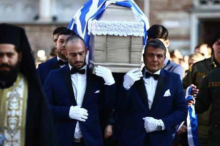Griechenland: 60 Festnahmen nach Tod eines Polizisten Griechenland: 60 Festnahmen nach Tod eines Polizisten