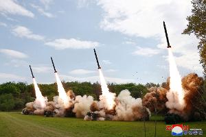 Nordkorea probt mit Raketen für "nuklearen Gegenangriff"