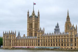 Britisches Parlament genehmigt Ruanda-Abschiebepakt