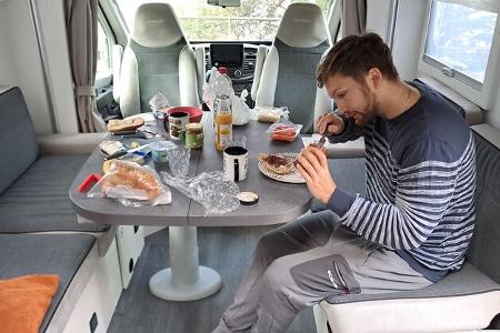 Dauertest Chausson 640 Titanium Ultimate - Frühstück