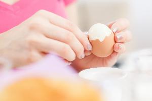 Tabletten oder Ernährung? Was erhöhte Cholesterinwerte senkt