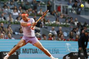 Nadal schlägt auch de Minaur