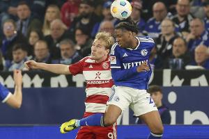2. Liga: Schalke beendet Düsseldorfer Siegesserie