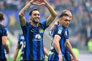 Dank Calhanoglu: Inter eröffnet Meisterfeier mit Sieg