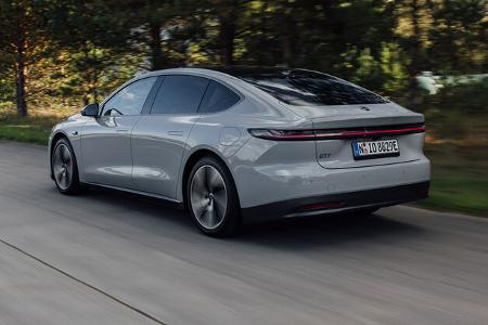 Nio ET7