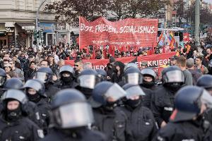 Demos am 1. Mai: 5500 Polizisten in Berlin im Einsatz