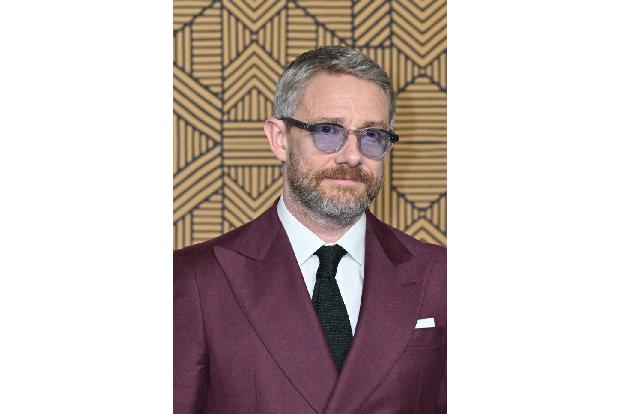 38 Jahre lang war Martin Freeman Vegetarier — damit gehörte er in jungen Jahren sicher zu den Vorreitern einer Ernährungsweise, die heutzutage in den Mainstream gehört. Doch der 'Hobbit'-Darsteller is ... 38 Jahre lang war Martin Freeman Vegetarier — damit gehörte er in jungen Jahren sicher zu den Vorreitern einer Ernährungsweise, die heutzutage in den Mainstream gehört. Doch der 'Hobbit'-Darsteller is ...