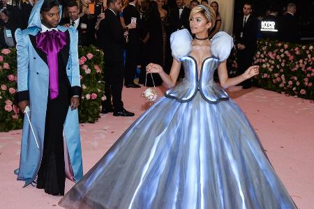 Das wird knapp! Zendayas Kleid für die Met Gala ist noch nicht fertig Das wird knapp! Zendayas Kleid für die Met Gala ist noch nicht fertig