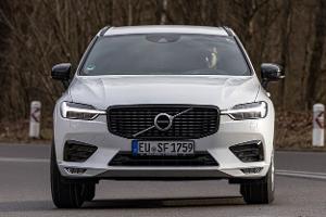 Volvo XC60 B5 AWD R-Design