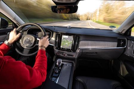  Volvo V90