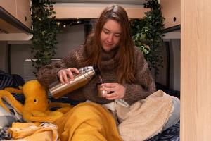 4 Tipps für mehr Gemütlichkeit im Campingbus