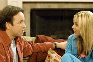 Kaley Cuoco teilt Erinnerungen an verstorbenen TV-Vater John Ritter