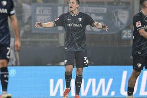 "Sollten sich hinterfragen": Schlotterbeck kritisiert BVB