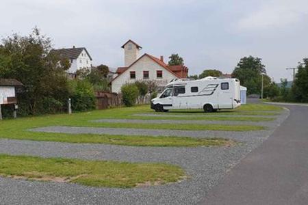 Wohnmobilstellplatz Geroda?