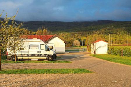 Campingvan, HŠuschen, BŠume, Wiese, HŸgel, Himmel