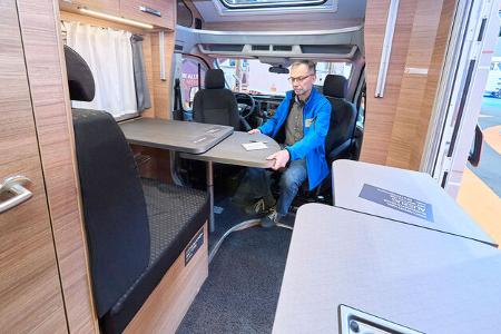 Weinsberg CS 650 MEG Sitzgruppe