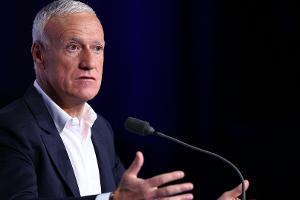 Frankreich mit Saudi-Legionär Kante zur EM