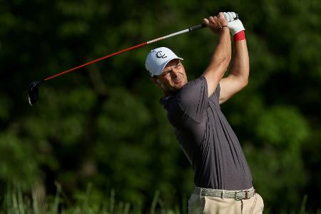 Golf: Starker Auftakt von Kaymer bei Schauffeles Raketenstart Golf: Starker Auftakt von Kaymer bei Schauffeles Raketenstart