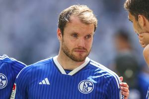 Schalke sortiert Quartett um Ouwejan aus