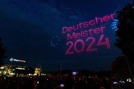 600 helle Lichter: Drohnenshow für Meister Leverkusen 600 helle Lichter: Drohnenshow für Meister Leverkusen
