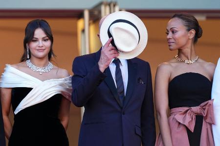 Jacques Audiard spielt Verstecken: Der französische Regisseur stellt beim Filmfestival in Cannes zusammen mit Selena Gomez (l) und Zoe Saldana seine Musical-Komödie 
