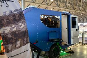 Offroad-Wohnwagen für Jurassic Camping