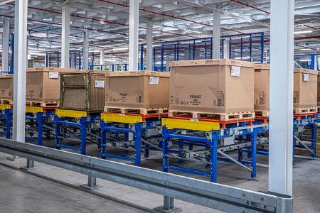 Mercedes-Benz Global Logistics Center Germersheim
