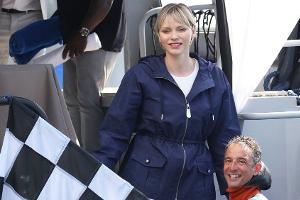 Wohltätiger Zweck: Fürstin Charlène gut gelaunt auf maritimer Mission