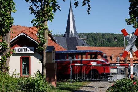 VW T1 Kombi (1955) Klv-20 Schienen-Bulli Bahnübergang