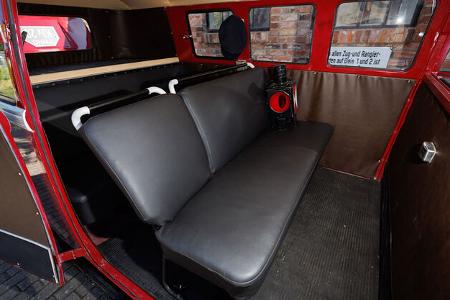 VW T1 Kombi (1955) Klv-20 Schienen-Bulli Sitzbank im Laderaum
