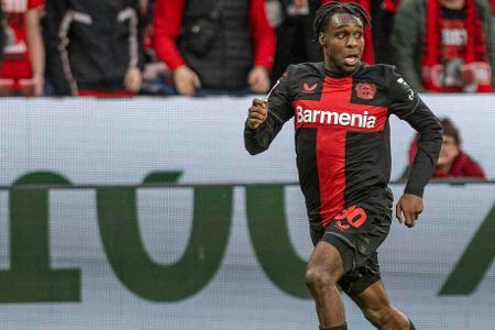 MITTELFELD: Jeremie Frimpong (bis 90.) - Note: 3,5 - War mit seinem Tempo auf beiden Seiten des Feldes ein wichtiger Faktor. Lief Konter-Versuche ab uns sorgte für viele Durchbrüche auf der rechten Seite. Spielte die Szenen aber oft nicht optimal aus. Sinnbildlich die völlig verunglückte Großchance, als er vor dem leeren Tor querlegen wollte (78.).