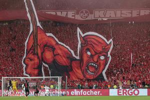 Lauterns Pokalfinalisten von Tausenden Fans empfangen