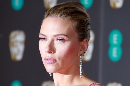 Scarlett Johansson und Co.: Warum Promis skeptisch auf KI blicken Scarlett Johansson und Co.: Warum Promis skeptisch auf KI blicken