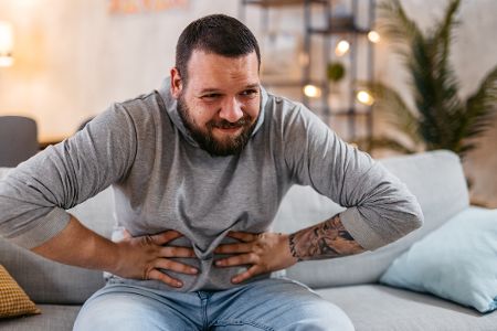 Mann mit Verstopfung