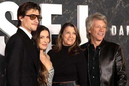 Jon Bon Jovi schwärmt von Hochzeit seines Sohnes Jake Jon Bon Jovi schwärmt von Hochzeit seines Sohnes Jake
