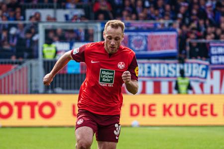 ABWEHR: Ben Zolinski (bis 74.) - Note: 3,5 - Wurde von Wirtz viel in Bewegung gehalten und öffnete so pausenlos Räume in seinem Rücken. Klärte vor dem 0:1 gleich mehrfach unzureichend. Seine Einsatzbereitschaft war dennoch bemerkenswert.